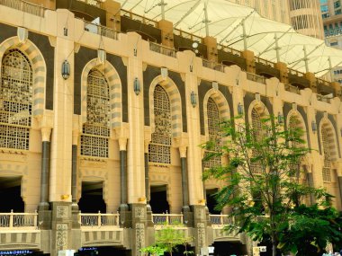Mekke, Suudi Arabistan, 20 Haziran 2024: Büyük Kutsal Makkah Camii 'nin dışı, İslam' ın en önemli camii, Mekke 'deki Kabe' nin etrafını sarar.