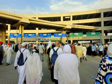 Mina, Suudi Arabistan, 17 Haziran 2024: Mina, Muna ya da Çadırların şehri, Jamarat bölgesi, hacca gitmek için Mina 'ya birkaç gece hacca gidenler vardır.