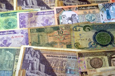 farklı ülkelerin farklı banknotları, farklı zaman ve değerler, antika eski nakit para banknotları farklı değerler ve farklı dönemlerden, eski zamanların ekonomisi