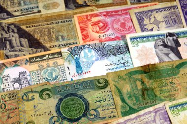 farklı ülkelerin farklı banknotları, farklı zaman ve değerler, antika eski nakit para banknotları farklı değerler ve farklı dönemlerden, eski zamanların ekonomisi