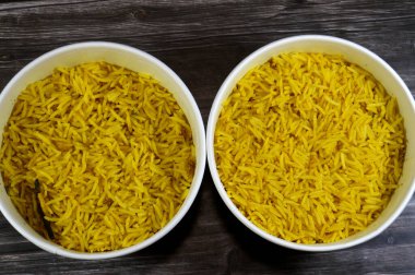 Sarı Basmati pilavı, Hindistan ve Pakistan 'da Hindistan' ın altkıtasından gelen uzun, ince taneli aromalı pirinç çeşididir.