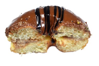 Çikolata soslu, koyu çikolata soslu ve fındıklı çörekler, jöleli, mayalı, Amerikan usulü yüzük donutu, mayalanmış hamur tatlısı.