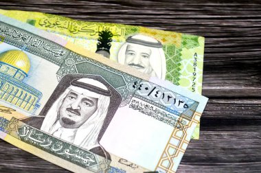 50 SAR 50 Suudi Arabistan riyalinin karşı tarafları nakit para banknotları, Kral Fahd ve Kral Salman Bin AbdulAziz Al Saud ve Kudüs 'teki Kaya Kubbesi, Aqsa camii