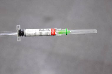 Kahire, Mısır, 16 Eylül 2025: İnsan anti-D (Rh) immünoglobülin Rophylac IV veya IM enjeksiyonu için 1500 IU Rh (D) negatif kadın profilaksisi