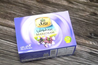 Kahire, Mısır, 26 Eylül 2025: Marjoram Origanum majorana, tatlı çam ve narenciye aromalı soğuğa duyarlı çok yıllık bir bitkidir. Bazı Orta Doğu ülkelerinde