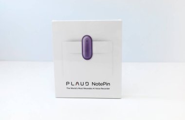 PLAUD Note AI Ses Kayıt Cihazı, Dersler için Al Technology, Toplantılar, Beyaz Arkaplanda Beyaz Kutuda Çağrılar. Uzayı Kopyala, Yatay Anka, AZ, ABD: Haziran 05 2025. 