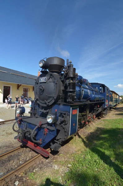 Dampflokomotive Auf Dem Bahnhof — Stockfoto
