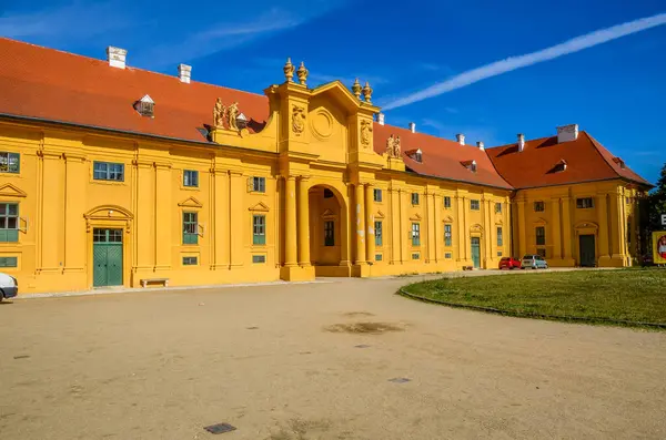 Valtice, Czech 'teki kraliyet sarayı. 