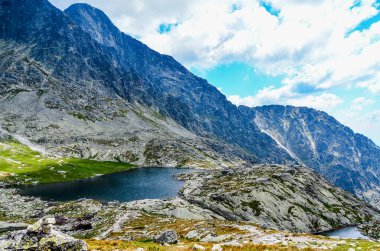 Misala göllerinin, rila göllerinin, İspanya 'nın muhteşem yaz manzarası