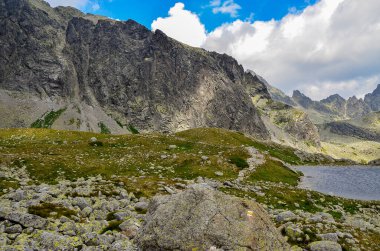 Rila Dağı 'nın muhteşem manzarası Göl ve Göl, Bulgaria