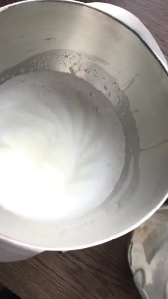 Изготовление Блинов Сладкого Картофеля — стоковое видео