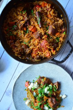 Sebzeli kızarmış pirinç