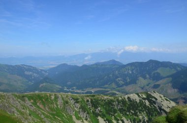 Dağların güzel manzarası, Slovakya