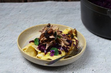 lahana ve patates cipsi.