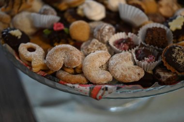 Koyu çikolata parçaları ile tanımlama