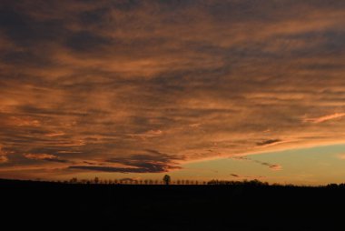 Güneşli gün batımı