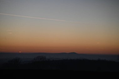 Güzel bir kırsal alan manzarası, Czech dağı Jeseniky, övgü dolu tepe