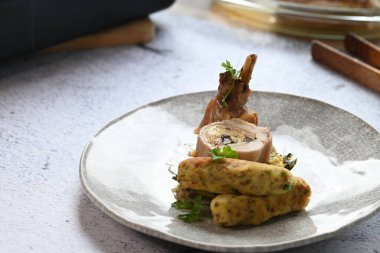 Tavşan budu tabağı