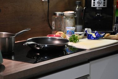 Peynirli kırmızı krema soslu gnocchi.