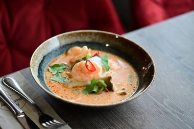 Tayland yemeği Tom Yum Goong