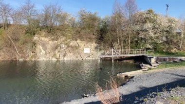 Parktaki köprü.