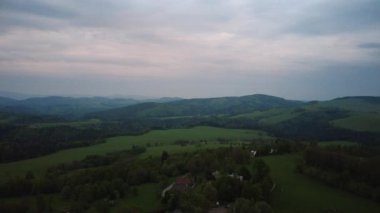 Dağların güzel manzarası