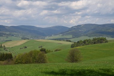 dağlarda güzel manzara