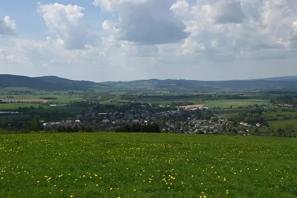 Dağların güzel manzarası