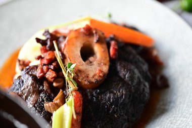 sebzeler lezzetli biftek