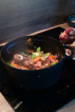 Masada nefis et yemeği.