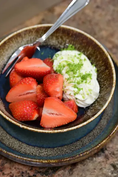 Lezzetli ve taze çilek