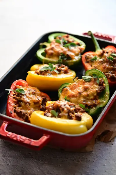 sebzeli biber dolması