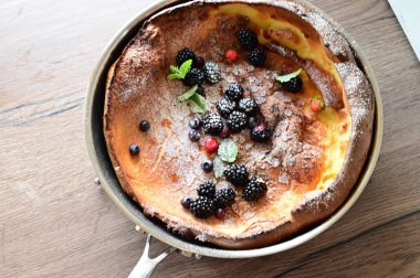 Lezzetli ev yapımı bir turtaya yakın çekim