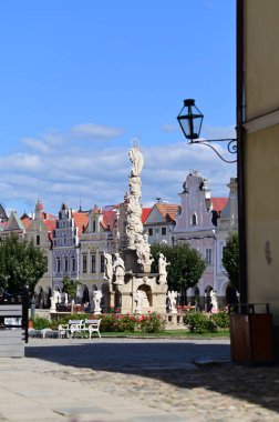 Eski şehrin başkenti, bölgenin en ünlü şehirlerinin başkenti.