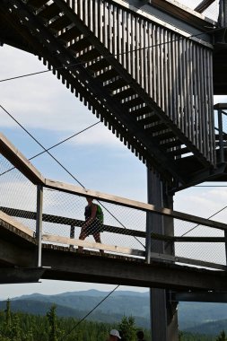 Dağlarda yaşayan insanlar