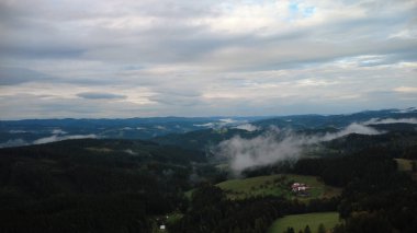 Ukrayna Karpatlarının güzel dağları