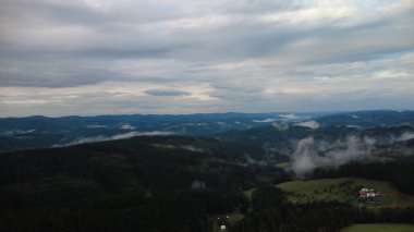 Karpat dağının havadan görünüşü