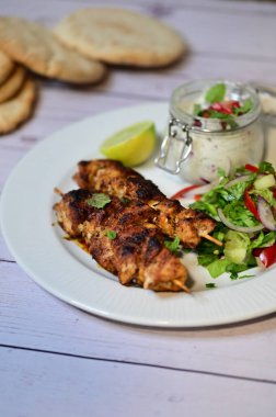 Sebzeli tavuk kebabı