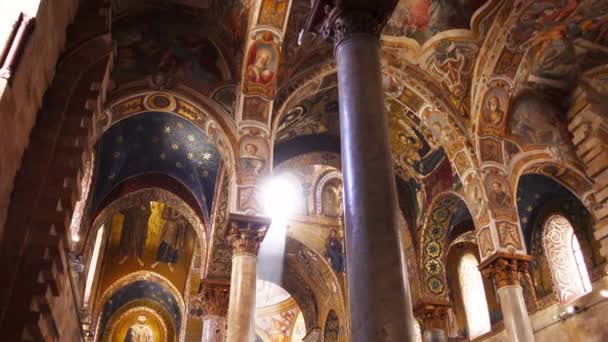 Italiaanse Kathedraal Plafond Met Fresco Mozaïeken Byzantijnse Barokke Kerk Van — Stockvideo