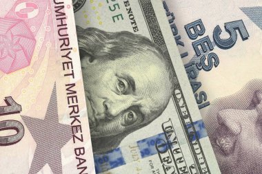 Türk lirası ve Amerikan doları banknotları. Nakit. Mali konsept.