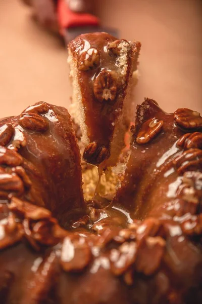 Вид Крупным Планом Вкусный Ореховый Карамельный Торт Лицензионные Стоковые Фото