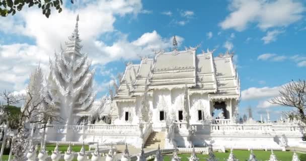 Chiang Rai Thajsko Bílý Chrám Wat Rong Khun Jedním Nejznámějších — Stock video