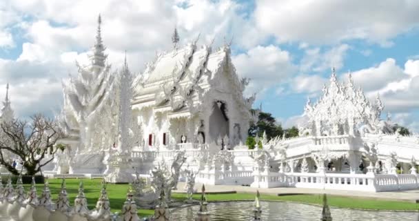 白庙是泰国北部最有名的旅游胜地之一 令人惊奇的泰国旅游理念 — 图库视频影像