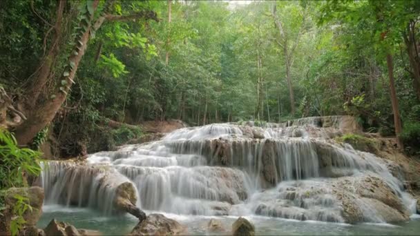 Time Lapse Cachoeira Água Esmeralda Clara Para Férias Relaxar Viajar — Vídeo de Stock
