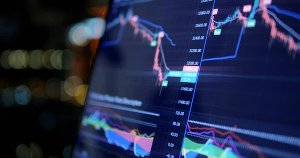 İş veri grafiği ve büyüme mali grafik raporlarının fütüristik finans hakkındaki ekran grafiğini kapat. Dijital pazarlama stratejisi. İş kavramları