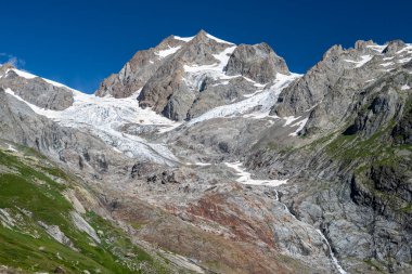 Aiguille des Glaciers (3,816 metre), İtalyan Alpleri, Avrupa. 