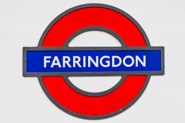 Farringdon station roundel in the London Underground, showcasing classic subway design and British transport heritage clipart