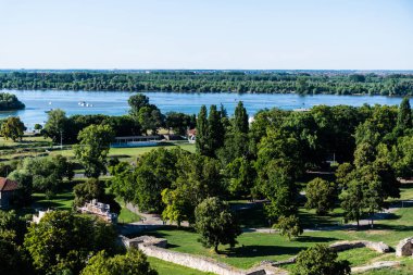 Belgrad Kalesi, Kalemegdan Parkı ve Tuna ve Sava nehirleri, Belgrad ve Sırbistan 'dan manzara.