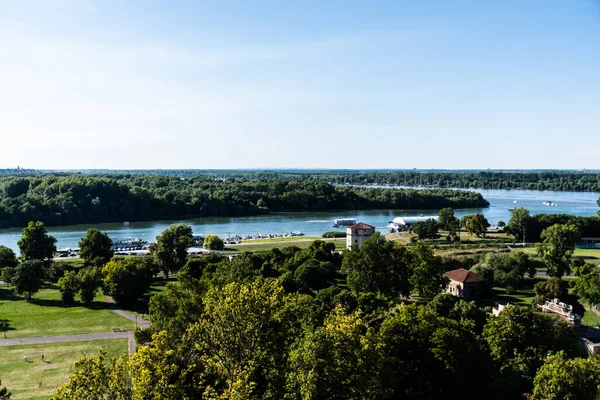 Landskap Sett Utifrån Belgrads Fästning Kalemegdanparken Med Floderna Donau Och — Stockfoto