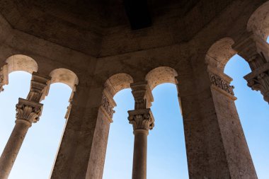 Saint Domnius Katedrali, çan kulesinin içi. Ayrıl, Hırvatistan.